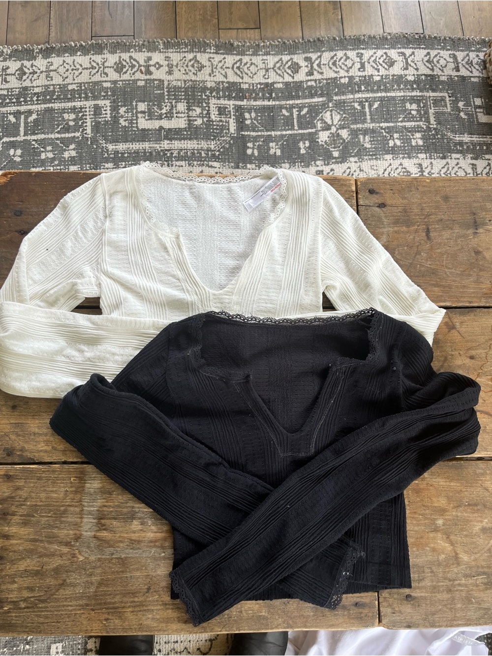 Urban Outfitter long sleeve v-neck bundle cream and black size XS with lace trim